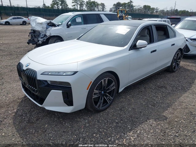 WBA33EH09RCS26407 BMW 740i Xdrive