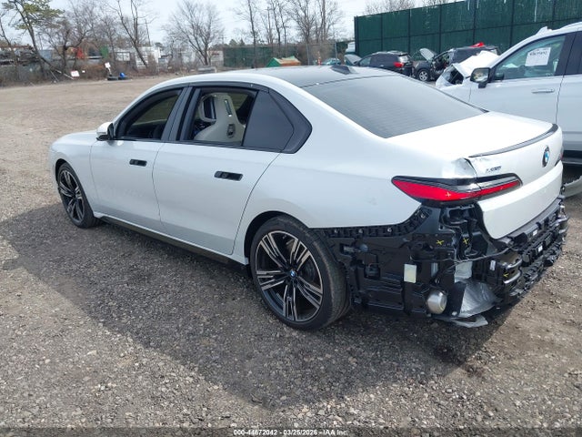 WBA33EH09RCS26407 BMW 740i Xdrive