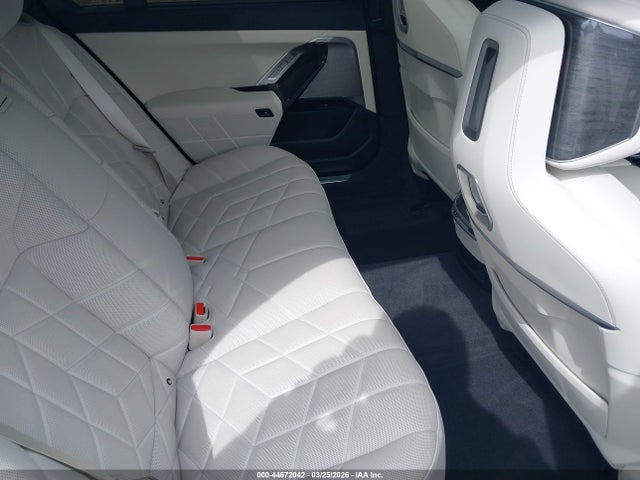 WBA33EH09RCS26407 BMW 740i Xdrive