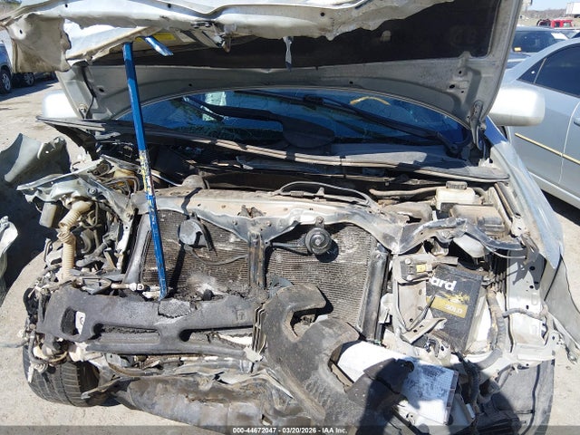 2005 Lexus Rx 330 მანქანა იყიდება აუქციონზე, vin: 2T2GA31UX5C041663, აუქციონის ნომერი: 44672047