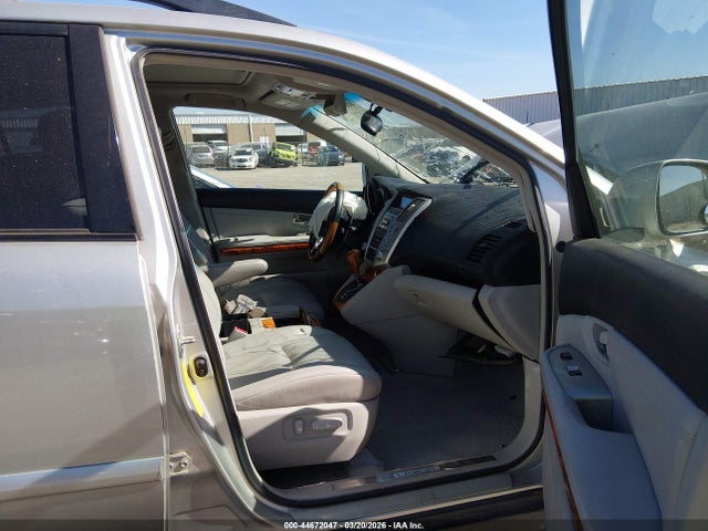 2005 Lexus Rx 330 მანქანა იყიდება აუქციონზე, vin: 2T2GA31UX5C041663, აუქციონის ნომერი: 44672047
