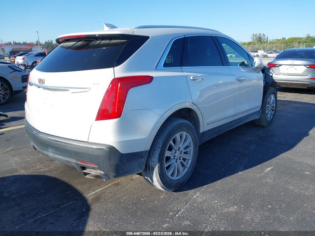 44672048 :رقم المزاد ، 1GYKNARSXKZ299610 vin ، 2019 Cadillac Xt5 Standard مزاد بيع
