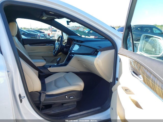 44672048 :رقم المزاد ، 1GYKNARSXKZ299610 vin ، 2019 Cadillac Xt5 Standard مزاد بيع
