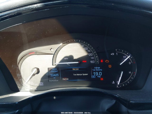 44672048 :رقم المزاد ، 1GYKNARSXKZ299610 vin ، 2019 Cadillac Xt5 Standard مزاد بيع
