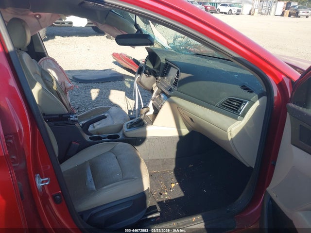 Hyundai Elantra Limited 2017 5NPD84LF3HH069684 Image 5