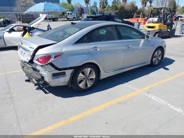 Hyundai Sonata Hybrid Limited 2014 KMHEC4A4XEA111478 Image 4