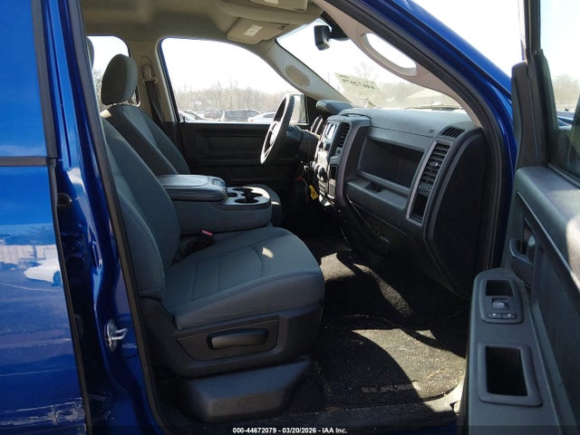 Продаж на аукціоні авто 2019 Ram 1500 Classic Express  4x4 6'4 Box, vin: 1C6RR7FG5KS504469, номер лоту: 44672079