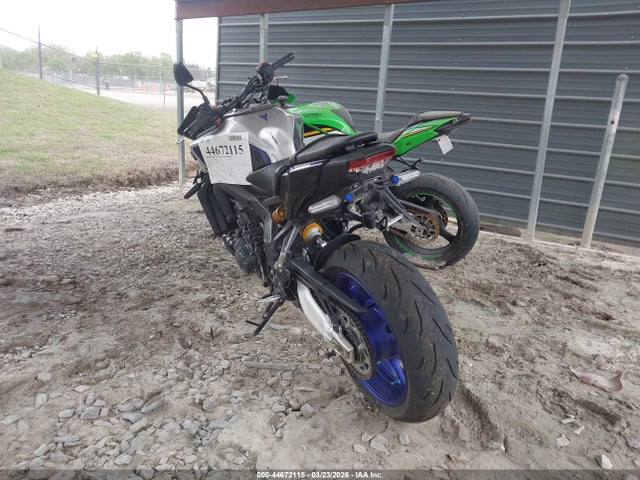 JYARN95E5RA000600 Yamaha Mt09 Sp