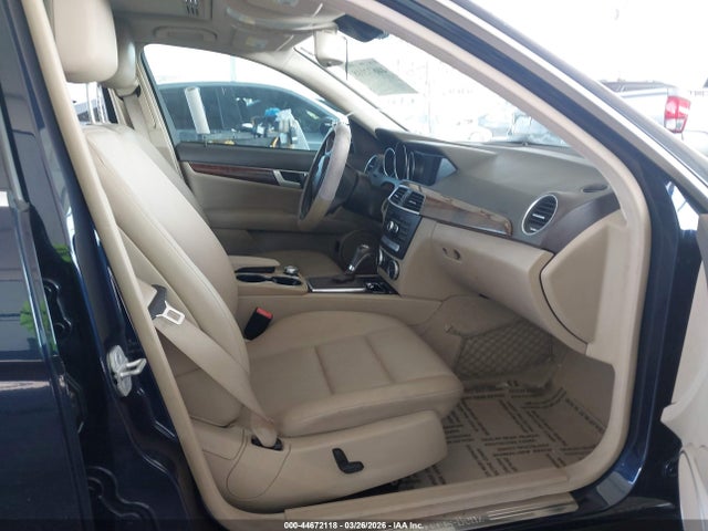 Aukcja sprzedaży 2014 Mercedes-benz C 300 Sport 4matic, vin: WDDGF8AB1EA954629, numer aukcji: 44672118