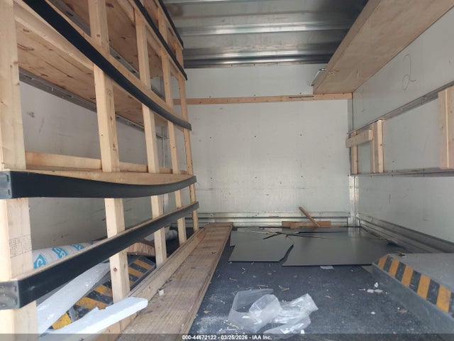 44672122 :رقم المزاد ، 1FDBF8ZM5JKB30904 vin ، 2018 Ford Transit-350 Cab مزاد بيع