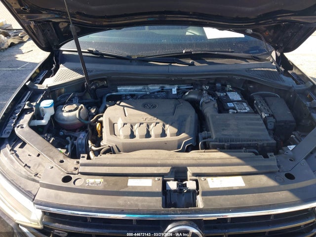 44672143 :رقم المزاد ، 3VVCB7AX0PM098676 vin ، 2023 Volkswagen Tiguan 2.0t Se R-line Black مزاد بيع