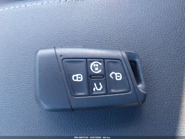 44672143 :رقم المزاد ، 3VVCB7AX0PM098676 vin ، 2023 Volkswagen Tiguan 2.0t Se R-line Black مزاد بيع