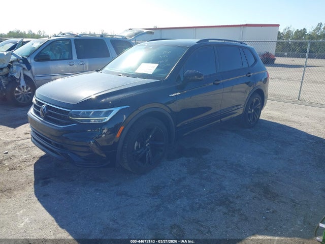 44672143 :رقم المزاد ، 3VVCB7AX0PM098676 vin ، 2023 Volkswagen Tiguan 2.0t Se R-line Black مزاد بيع