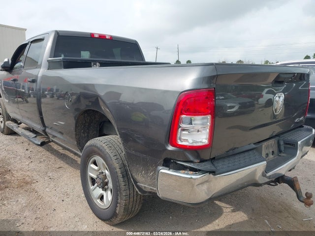 44672163 :رقم المزاد ، 3C6UR5HL0KG683262 vin ، 2019 Ram 2500 Tradesman  4x4 8' Box مزاد بيع