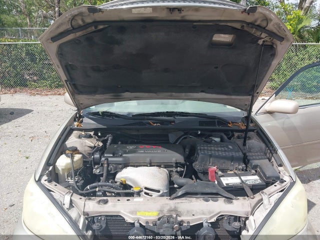 2004 TOYOTA CAMRY 4T1BE30K34U838000 Photo 9