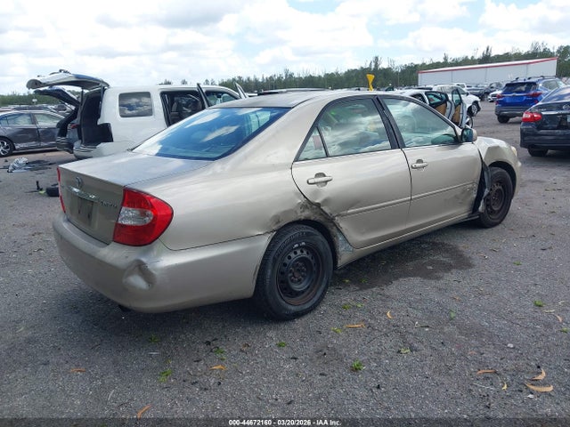 2004 TOYOTA CAMRY 4T1BE30K34U838000 Photo 3