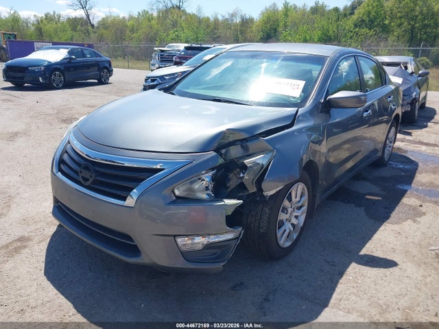 2014 Nissan Altima 2.5 S მანქანა იყიდება აუქციონზე, vin: 1N4AL3AP3EN377883, აუქციონის ნომერი: 44672169
