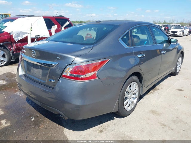 2014 Nissan Altima 2.5 S მანქანა იყიდება აუქციონზე, vin: 1N4AL3AP3EN377883, აუქციონის ნომერი: 44672169