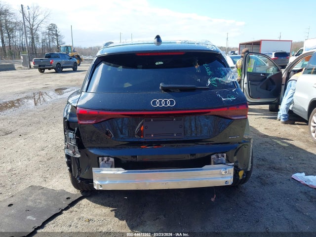 WA124BGF5SA074461 Audi Q6 E-tron Premium Plus Quattro