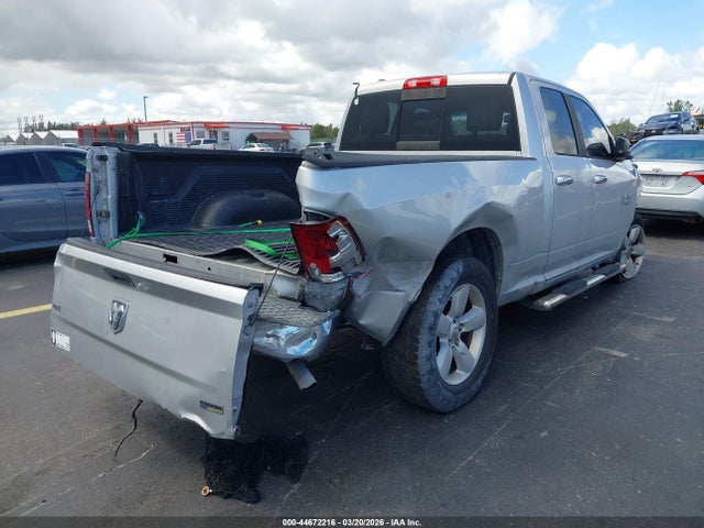2013 RAM 1500 1C6RR6GP2DS658956 Photo 3