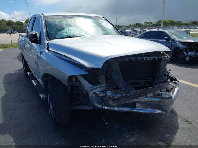 2013 RAM 1500 1C6RR6GP2DS658956 Photo 5