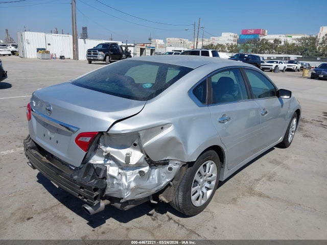 2017 Nissan Altima 2.5 მანქანა იყიდება აუქციონზე, vin: 1N4AL3AP7HC244110, აუქციონის ნომერი: 44672221
