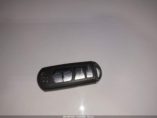 Aukcja sprzedaży 2020 Toyota Yaris Le, vin: 3MYDLBYV3LY708565, numer aukcji: 44672225
