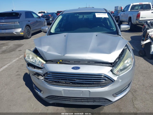 Ford Focus Titanium 2015 1FADP3N25FL231871 Image 12