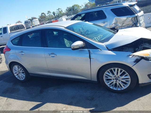 Ford Focus Titanium 2015 1FADP3N25FL231871 Image 13