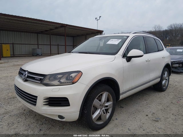 44672243 :رقم المزاد ، WVGFG9BP9BD003314 vin ، 2011 Volkswagen Touareg Hybrid مزاد بيع