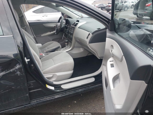 Aukcja sprzedaży 2013 Toyota Corolla Le, vin: 2T1BU4EE8DC106085, numer aukcji: 44672249