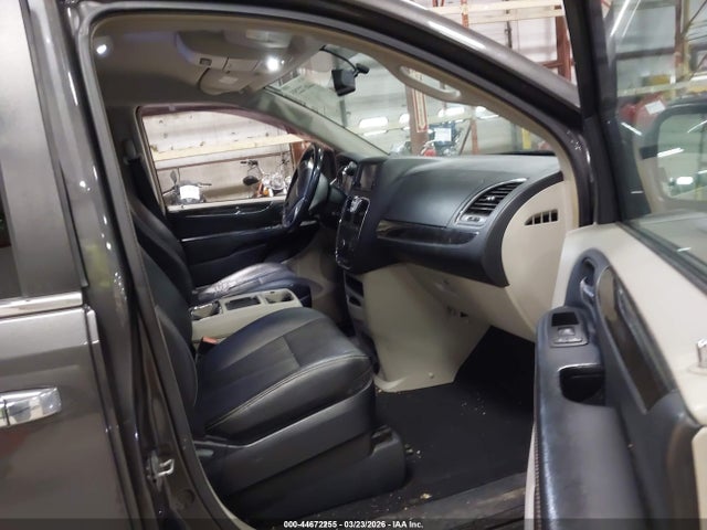 2016 CHRYSLER TOWN & COUNTRY 2C4RC1BGXGR205971 Photo 4