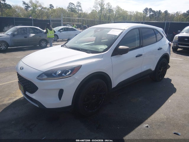 Продажа на аукционе авто 2021 Ford Escape S, vin: 1FMCU9F67MUA83339, номер лота: 44672269