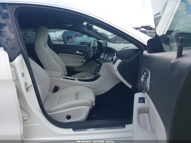 44672272 :رقم المزاد ، WDDSJ4EB3JN550763 vin ، 2018 Mercedes-benz Cla 250 مزاد بيع