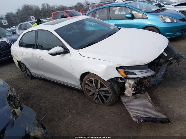 2014 Volkswagen Jetta Gli Autobahn მანქანა იყიდება აუქციონზე, vin: 3VW5S7AJ2EM209533, აუქციონის ნომერი: 44672275