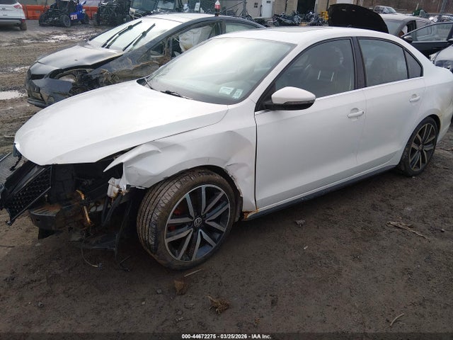 2014 Volkswagen Jetta Gli Autobahn მანქანა იყიდება აუქციონზე, vin: 3VW5S7AJ2EM209533, აუქციონის ნომერი: 44672275