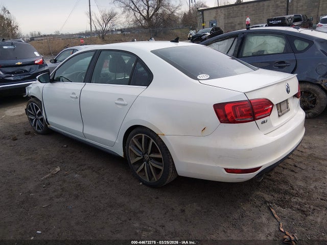 2014 Volkswagen Jetta Gli Autobahn მანქანა იყიდება აუქციონზე, vin: 3VW5S7AJ2EM209533, აუქციონის ნომერი: 44672275