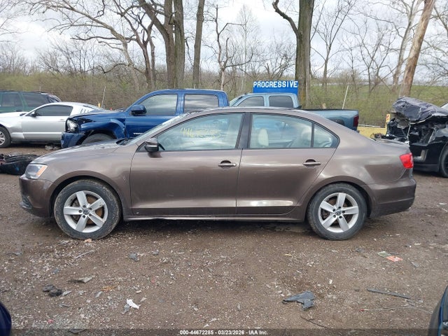 Продажа на аукционе авто 2011 Volkswagen Jetta 2.0l Tdi, vin: 3VWLL7AJ8BM118783, номер лота: 44672285