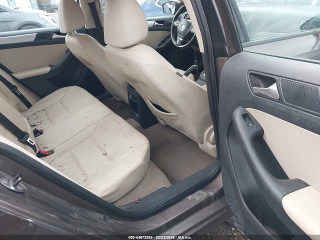 Продажа на аукционе авто 2011 Volkswagen Jetta 2.0l Tdi, vin: 3VWLL7AJ8BM118783, номер лота: 44672285