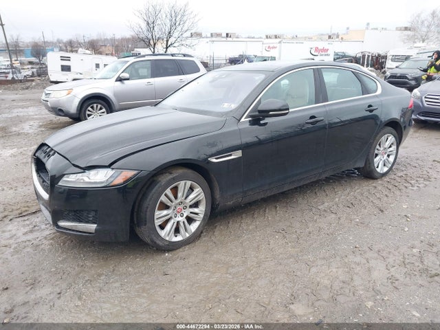 SAJBD4BV7HCY34551 Jaguar Xf 35t Premium