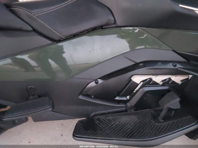 44672309 :رقم المزاد ، 2BXNBDD25PV005530 vin ، 2023 Can-am Spyder Roadster Rt/rt Limited مزاد بيع