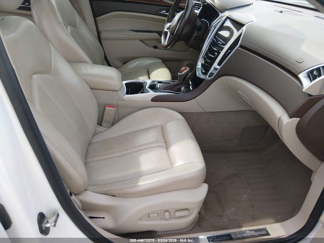 44672375 :رقم المزاد ، 3GYFNFE30ES677304 vin ، 2014 Cadillac Srx Performance Collection مزاد بيع