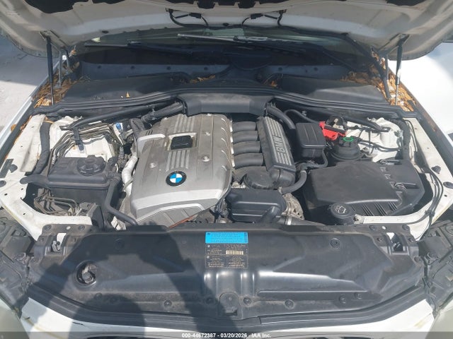 2006 Bmw 530i მანქანა იყიდება აუქციონზე, vin: WBANE73576CM31365, აუქციონის ნომერი: 44672387