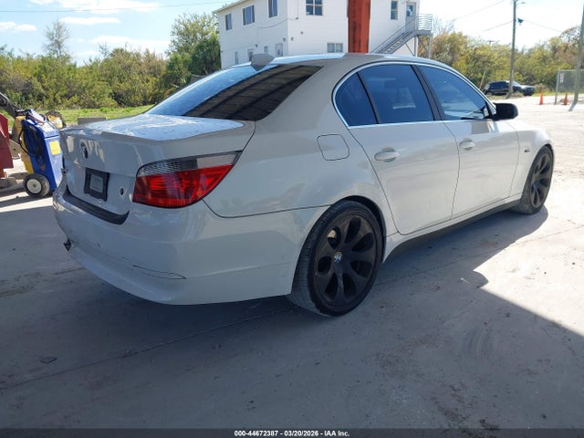 2006 Bmw 530i მანქანა იყიდება აუქციონზე, vin: WBANE73576CM31365, აუქციონის ნომერი: 44672387