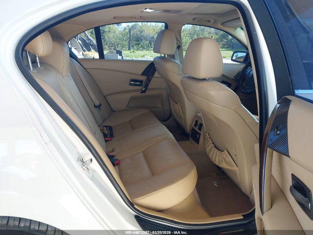 2006 Bmw 530i მანქანა იყიდება აუქციონზე, vin: WBANE73576CM31365, აუქციონის ნომერი: 44672387