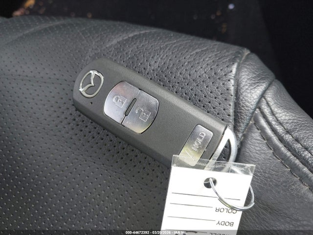44672392 :رقم المزاد ، 3MZBN1M35JM160200 vin ، 2018 Mazda Mazda3 Grand Touring مزاد بيع