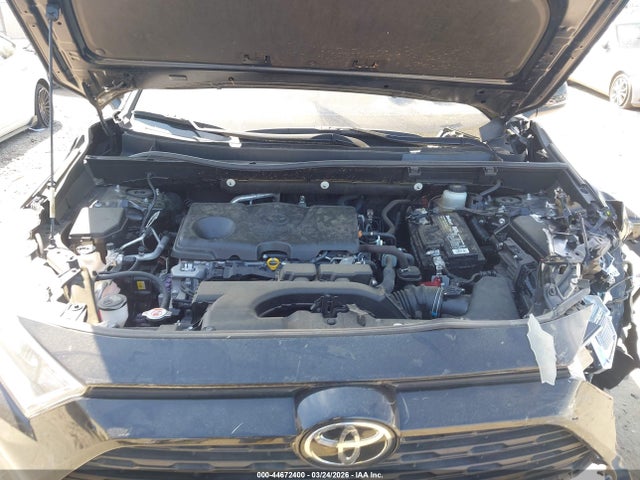 2020 Toyota Rav4 Xle მანქანა იყიდება აუქციონზე, vin: JTMW1RFVXLD058726, აუქციონის ნომერი: 44672400
