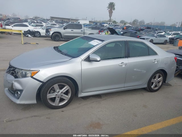 4T1BF1FK9EU420325 Toyota CAMRY SE