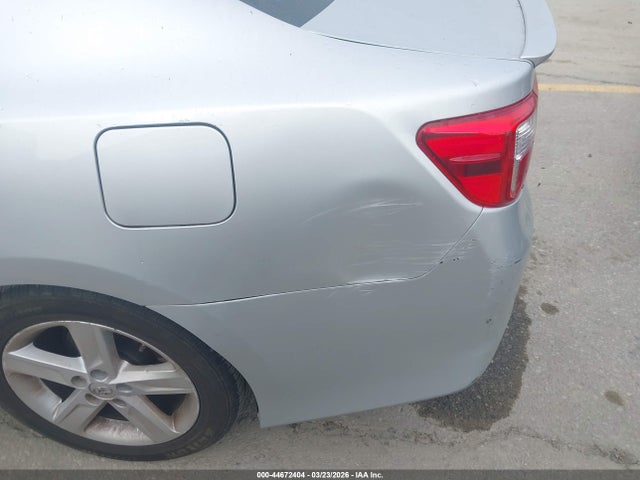 4T1BF1FK9EU420325 Toyota CAMRY SE