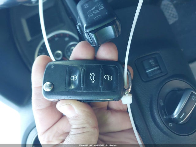 WVGBV7AX0GW001294 Volkswagen TIGUAN S